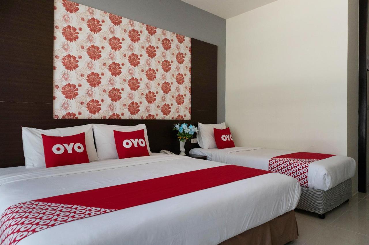 Oyo 792 Omsaga Phuket Hotel Exterior foto